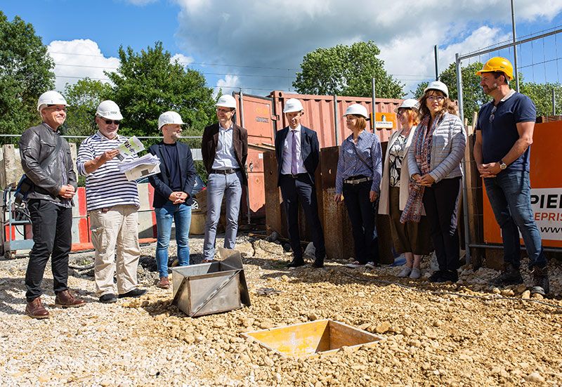 Petits-clos-pose-premiere-pierre-6