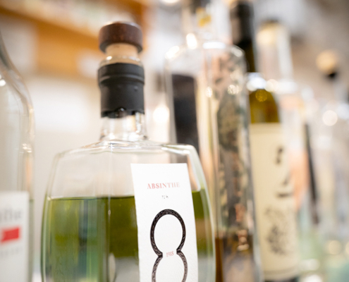 L’absinthe verte « 1918 » de la distillerie Wanner à Couvet, en compétition. © Mathieu Hofner
