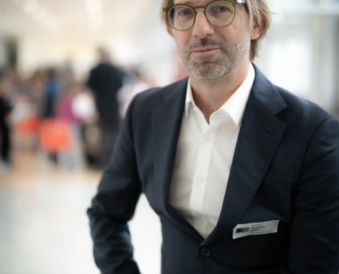 Sebastian Gautsch, directeur de la Fondation suisse pour la recherche en microtechnique (FSRM) © Mathieu Hofner